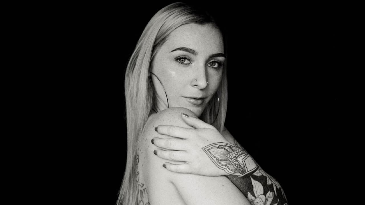 A Tattoo Bond: Celebrate Your Relationship with Mom and Daughter Tattoos